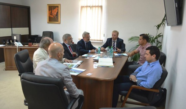 Investitori italieni, în vizită la Consiliul Județean Cluj Investitori italieni, în vizită la Consiliul Județean Cluj
