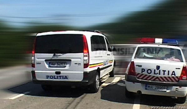 Aproape jumătate de milion de țigarete de contrabandă, confiscate de polițiștii din Gherla Aproape jumătate de milion de țigarete de contrabandă, confiscate de polițiștii din Gherla
