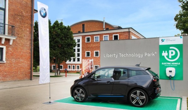 Liberty Technology Park a inaugurat prima priză publică de alimentare a mașinilor electrice din Cluj-Napoca Liberty Technology Park a inaugurat prima priză publică de alimentare a mașinilor electrice din Cluj-Napoca