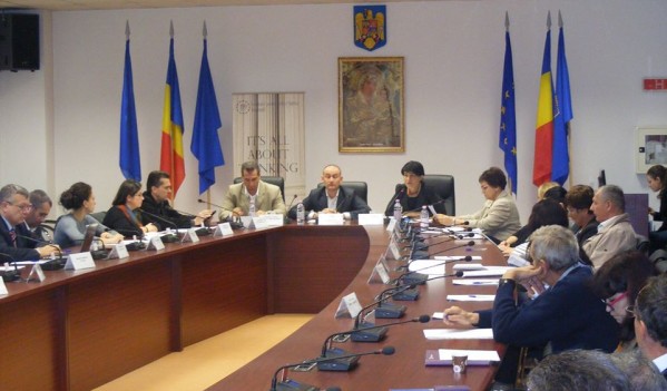 Campanie de responsabilizare a clujenilor în domeniul colectării selective a deşeurilor Campanie de responsabilizare a clujenilor în domeniul colectării selective a deşeurilor