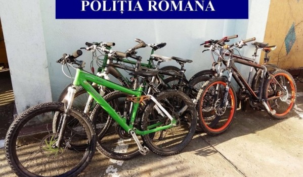 Biciclete, în valoare de 18.000 de lei, recuperate de polițiștii clujeni Biciclete, în valoare de 18.000 de lei, recuperate de polițiștii clujeni