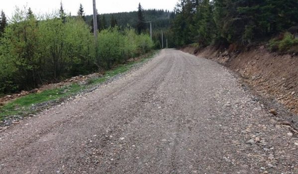 Lucrări de modernizare a drumului judeţean ce leagă staţiunea Băişoara de Muntele Mare şi pârtia de schi Buscat Lucrări de modernizare a drumului judeţean ce leagă staţiunea Băişoara de Muntele Mare şi pârtia de schi Buscat