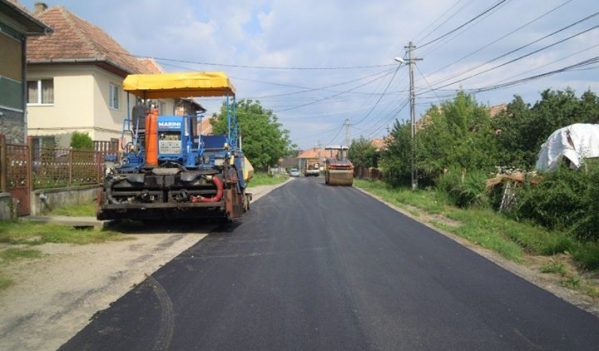 Lucrările de întreţinere efectuate pe raza localităţii Gheorgheni, aproape de final Lucrările de întreţinere efectuate pe raza localităţii Gheorgheni, aproape de final