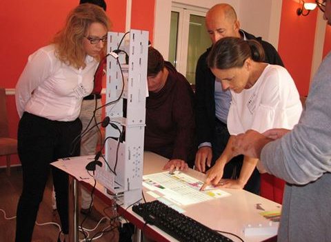 Cluj Napoca: Training româno-elen dedicat specialiștilor în educația elevilor cu dizabilități vizuale Cluj Napoca: Training româno-elen dedicat specialiștilor în educația elevilor cu dizabilități vizuale