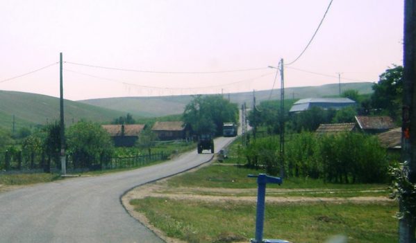 Investiții în extinderea și modernizarea rețelei electrice în comunele Sânmărtin și Țaga Investiții în extinderea și modernizarea rețelei electrice în comunele Sânmărtin și Țaga