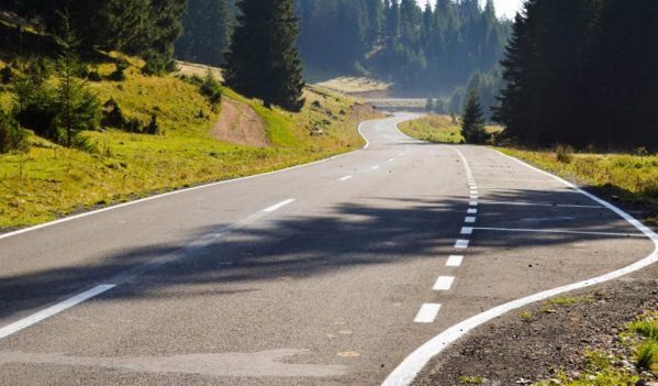 65 de km de drumuri județene reabilitați și modernizați în 2017 în județul Cluj 65 de km de drumuri județene reabilitați și modernizați în 2017 în județul Cluj