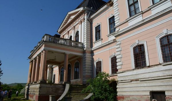 A început realizarea proiectului tehnic pentru reabilitarea Castelului Bánffy din Răscruci A început realizarea proiectului tehnic pentru reabilitarea Castelului Bánffy din Răscruci