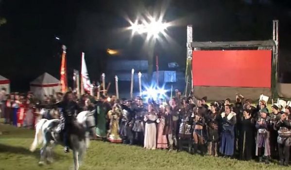 Scene de film la Mormântul lui Mihai Viteazul Scene de film la Mormântul lui Mihai Viteazul