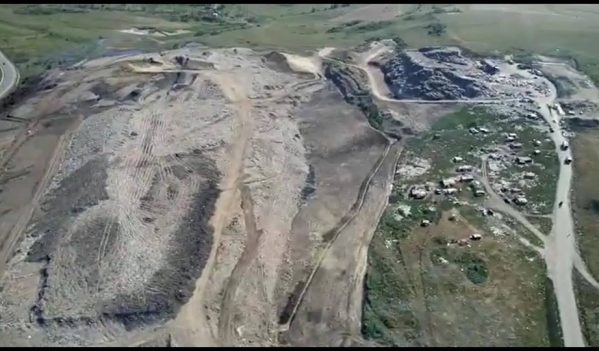 Încep lucrările de consolidare a depozitului neconform de deșeuri de la Pata Rât Încep lucrările de consolidare a depozitului neconform de deșeuri de la Pata Rât