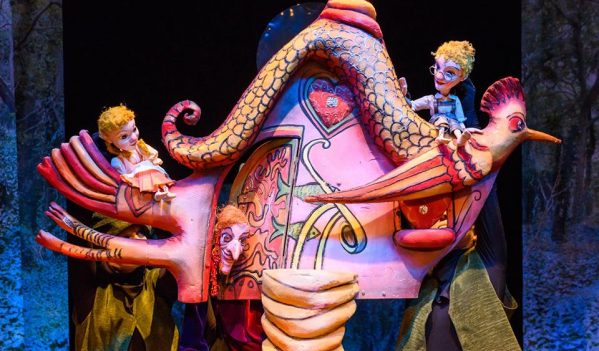 „Hänsel și Gretel”, basmul finalului de săptămână la Teatrul „Puck” Cluj-Napoca „Hänsel și Gretel”, basmul finalului de săptămână la Teatrul „Puck” Cluj-Napoca